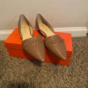 NEW NEVER WORN Ivanka Trump Nude Flats
